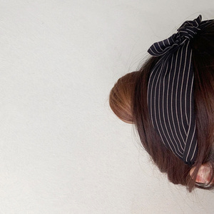 (무배)무난한 줄무늬 스트라이프 블랙 리본 반다나 헤어밴드 머리띠